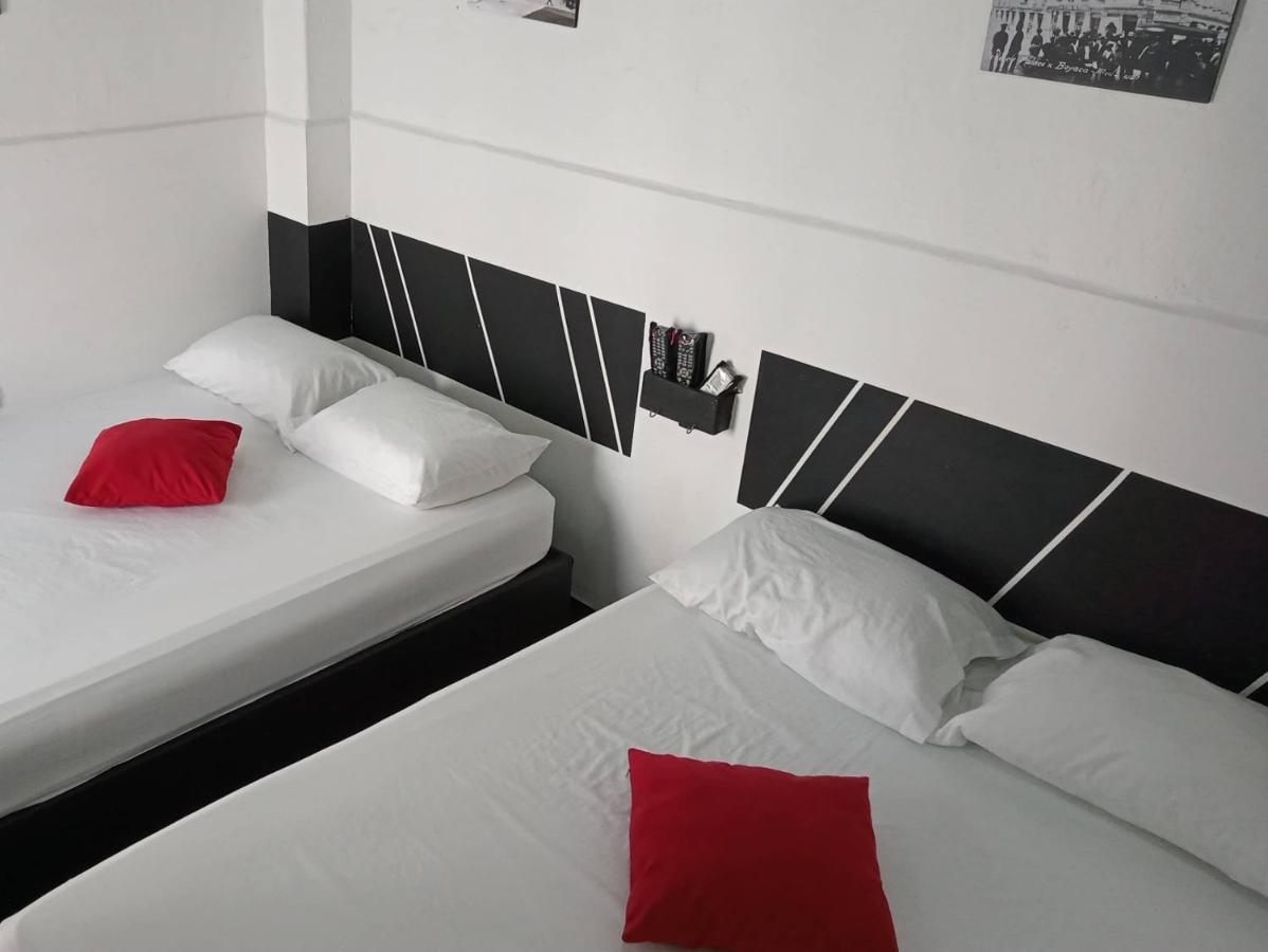 Hostal La Minita De Oro 圣玛尔塔 外观 照片